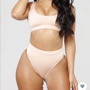 Fashion nova NUDE -BRAND NEW WITH TAGS